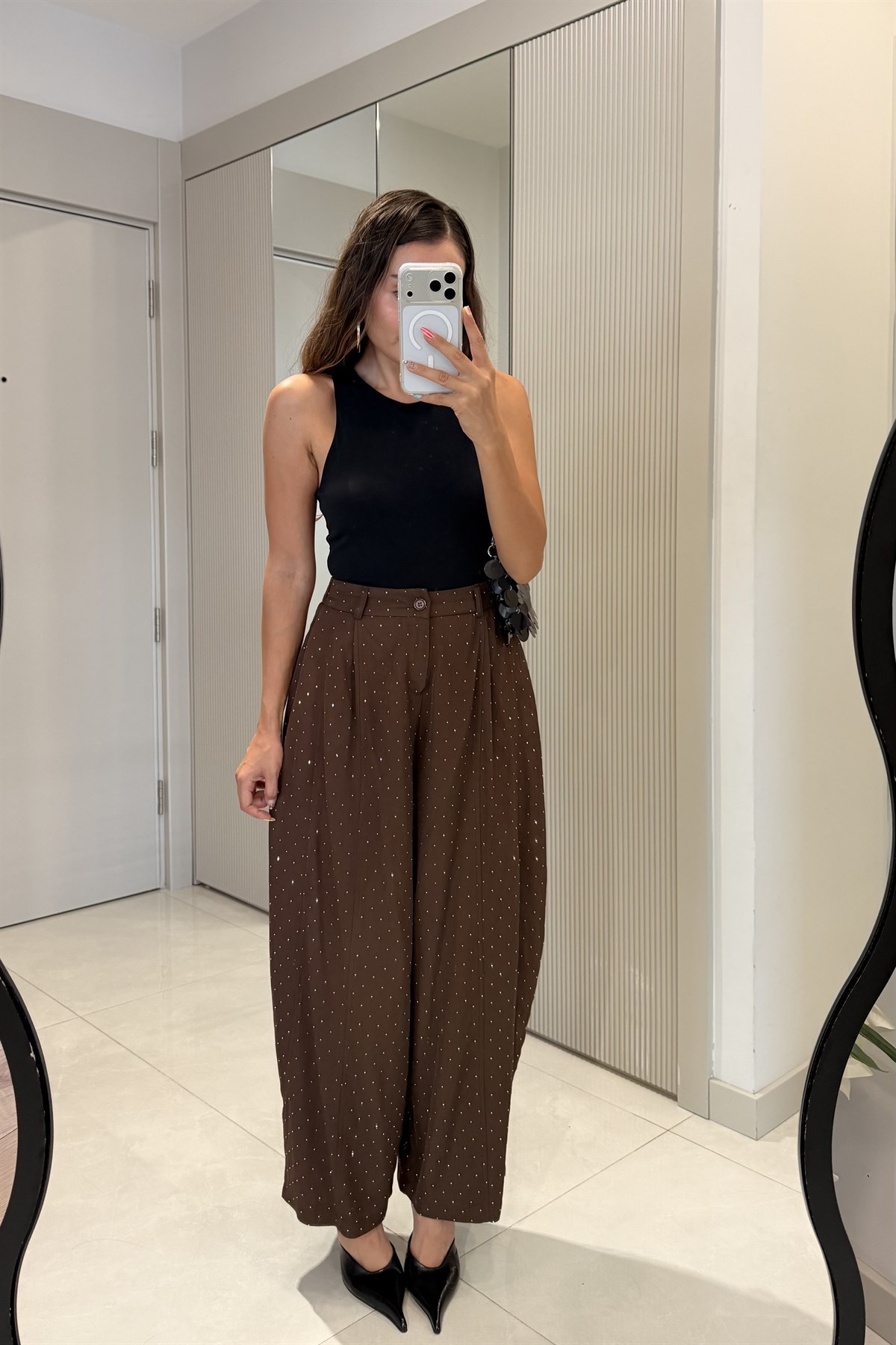 Manusa Kahve Taşlı Bol Paça Pantolon