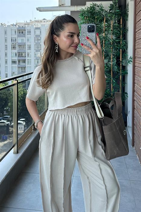 Marby Ters Dikiş Detaylı Takım - Krem