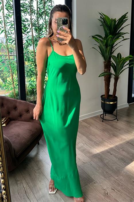 Marie yeşil askılı uzun elbise