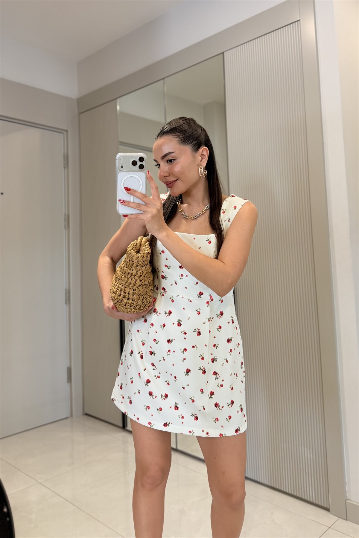 Marinella Kırmızı Çiçekli Beyaz Mini Elbise