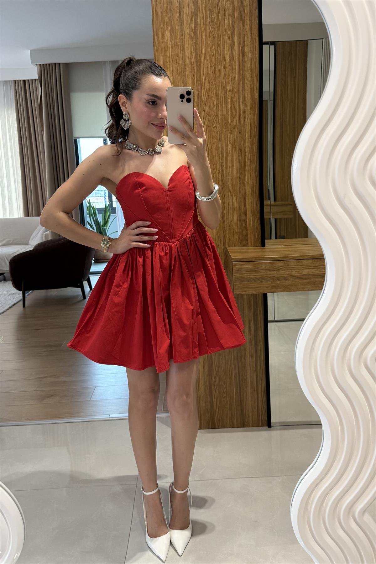 Marsilia Kırmızı Kalp Yaka Mini Elbise