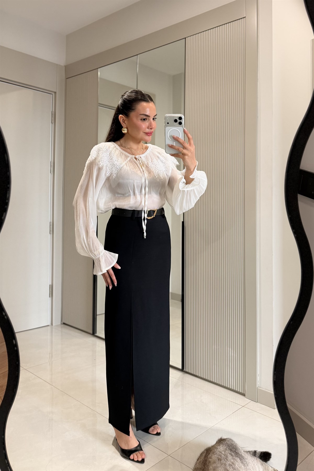 Mathew Siyah Yandan Yırtmaçlı Kemerli Etek