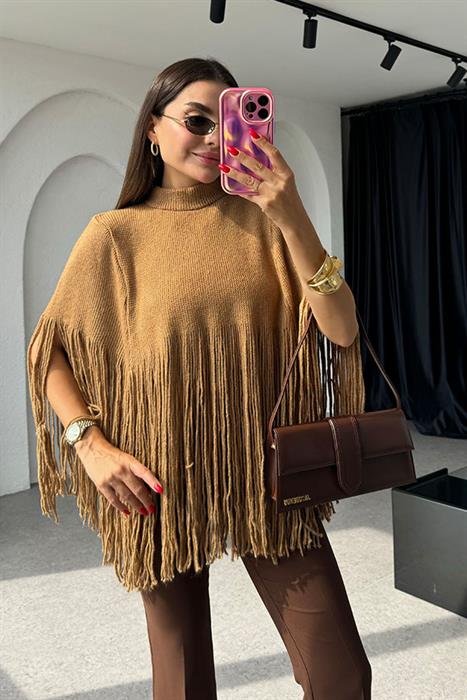 Mattia Püsküllü Camel Panço
