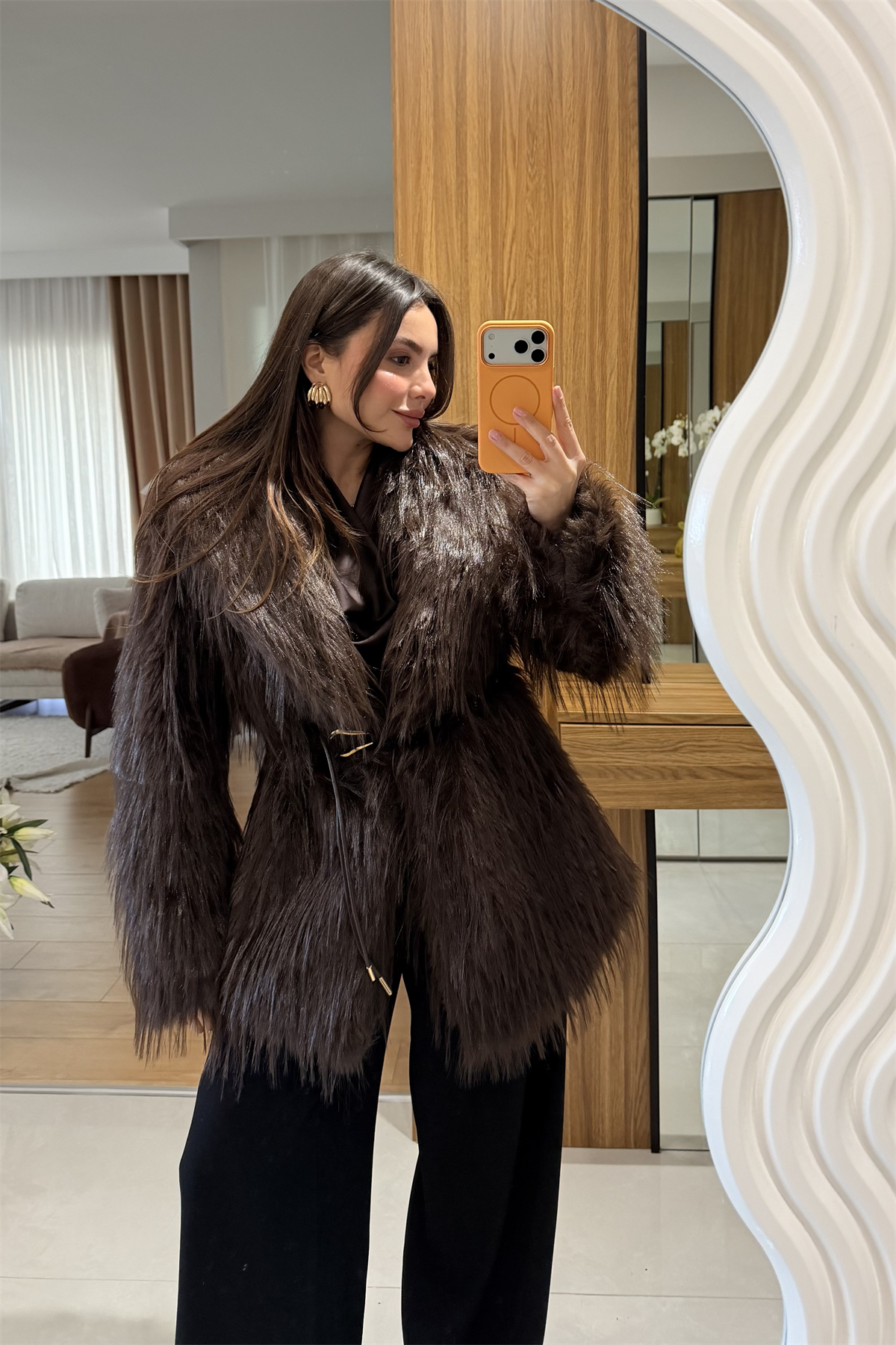 Maura Kahve Kemerli Saçaklı Kürk