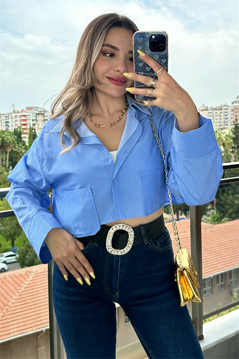 Mavi çizgili kesikli mini gömlek