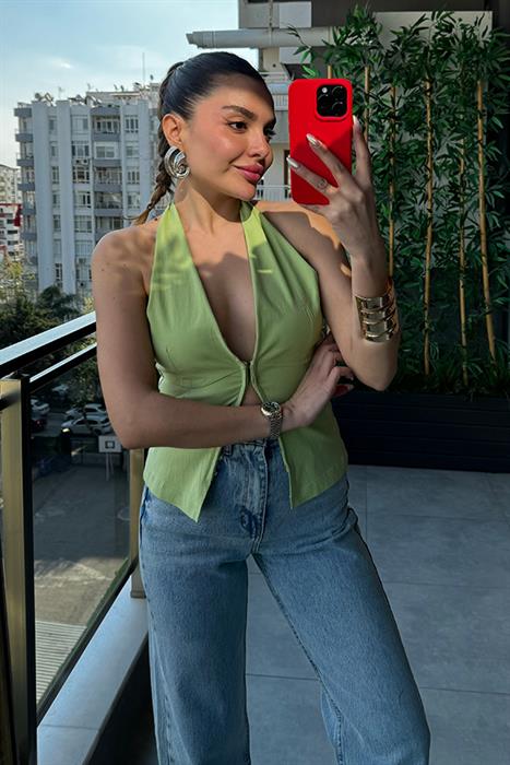 Melez Sırt Dekolteli Kancalı Crop - Yeşil