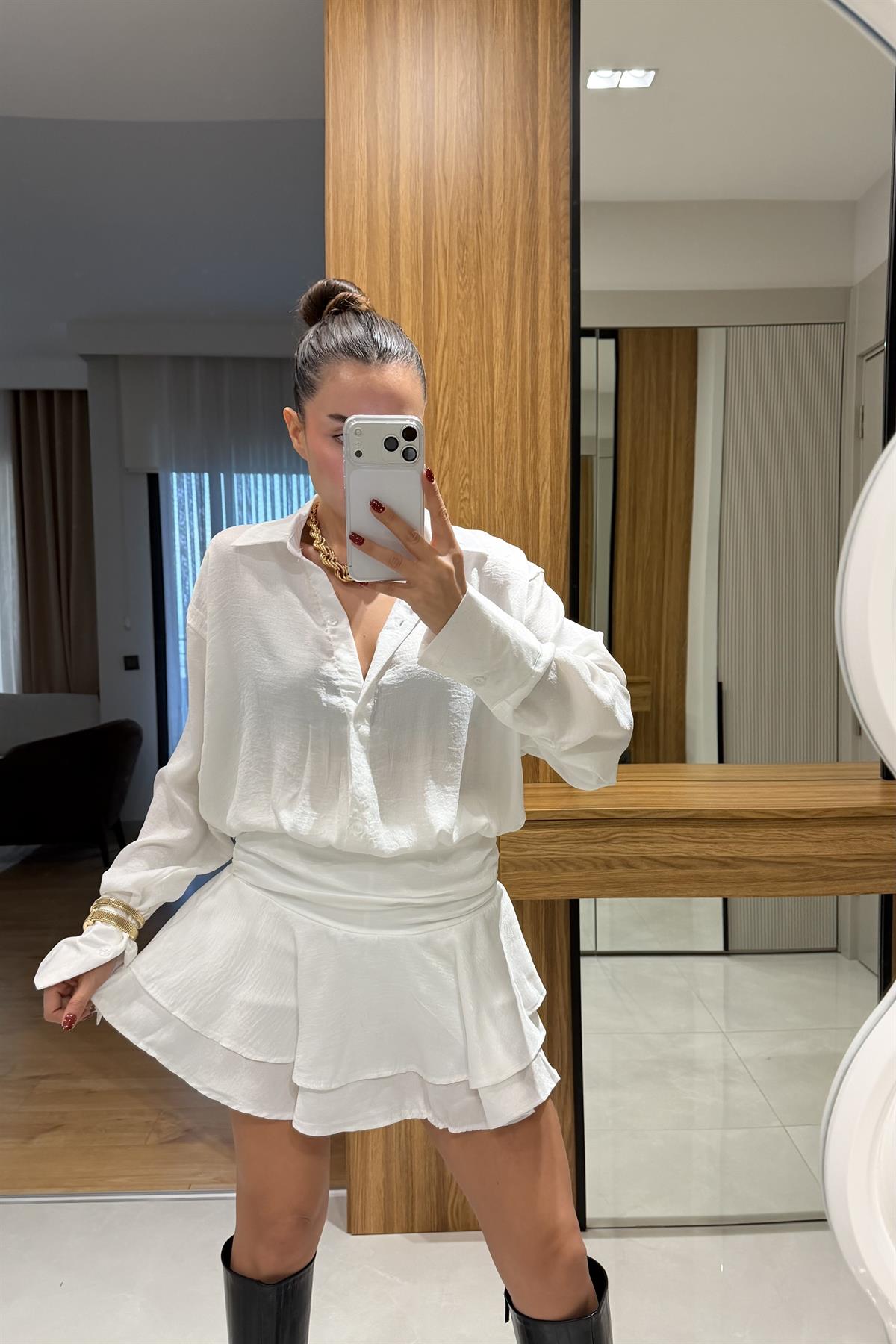 Melirose Beyaz Saten İçi Şortlu Elbise