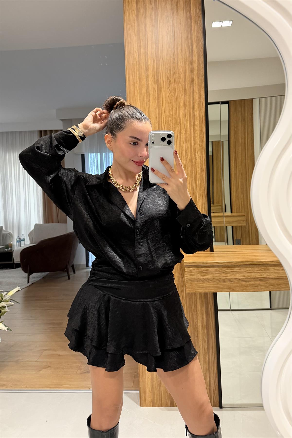 Melirose Siyah Saten İçi Şortlu Elbise