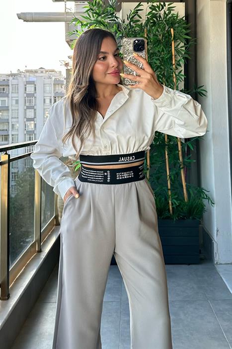 Milky beli lastikli crop gömlek