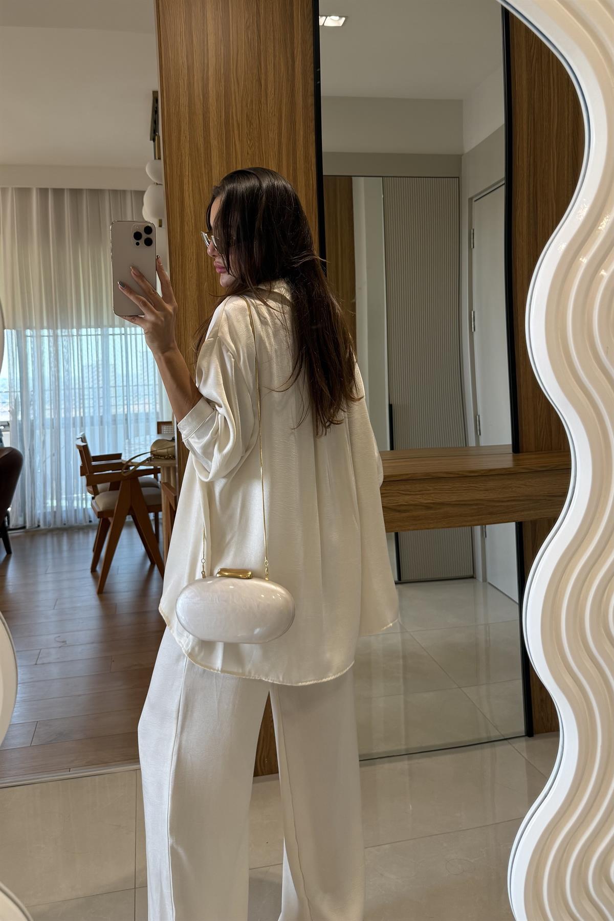 Pury Ekru Saten Dokulu Takım