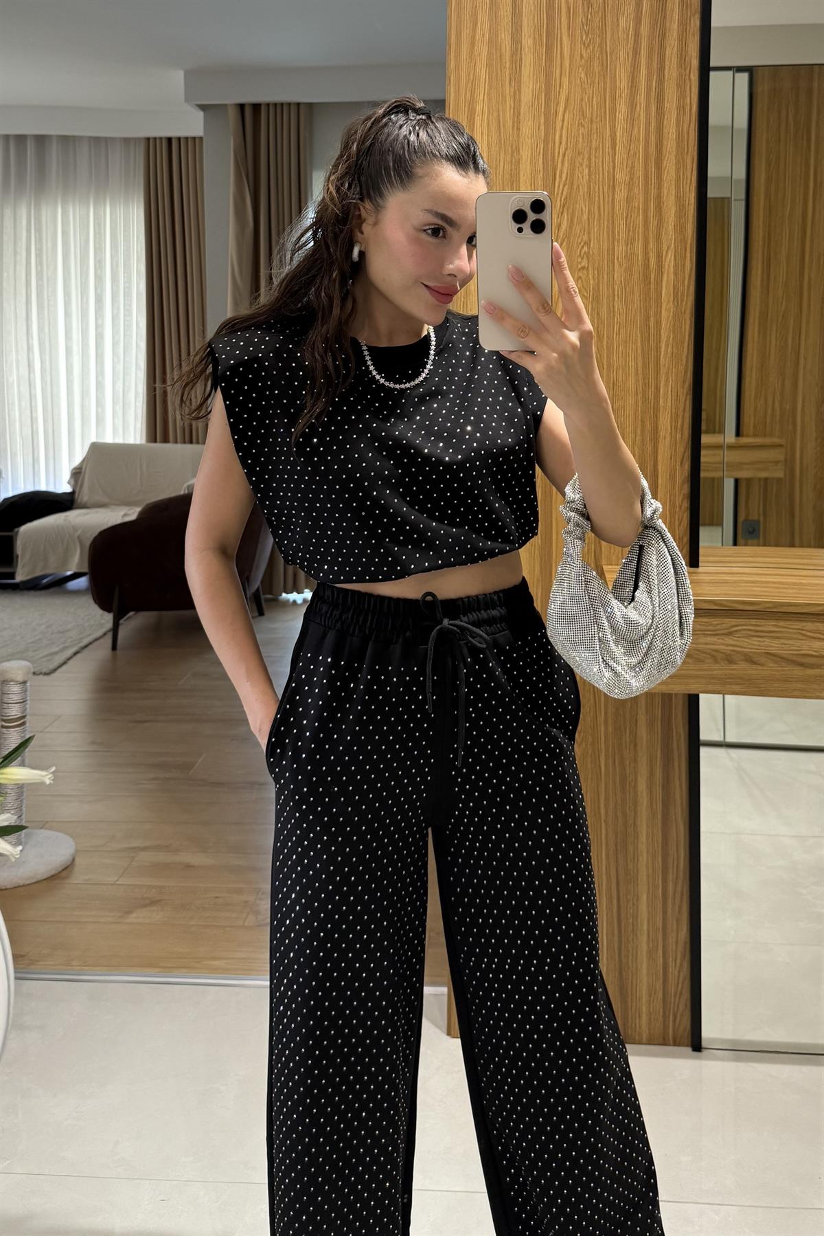 Minora Siyah Taşlı Vatkalı Takım