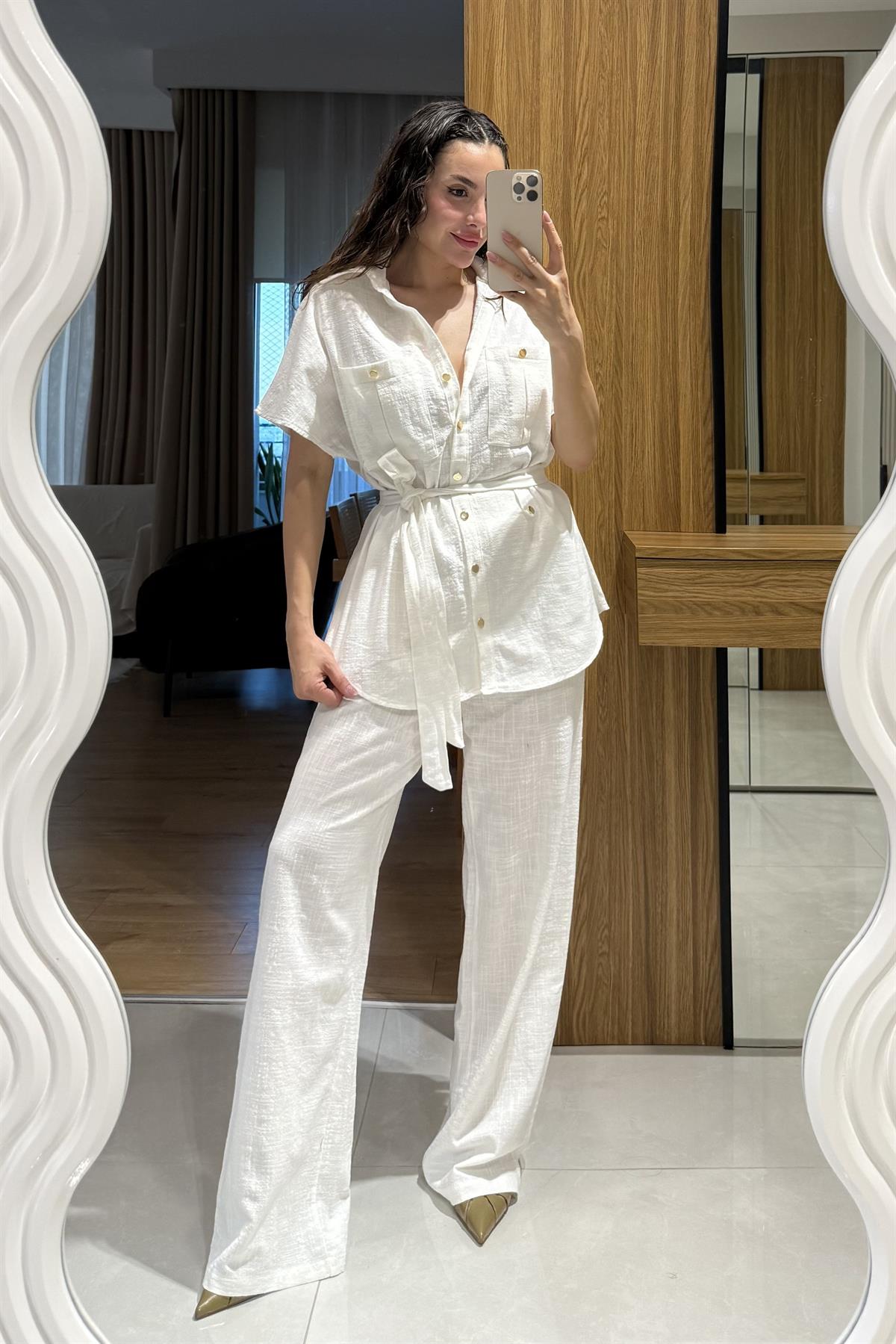 Mirex Beyaz Gold Düğmeli Keten Takım