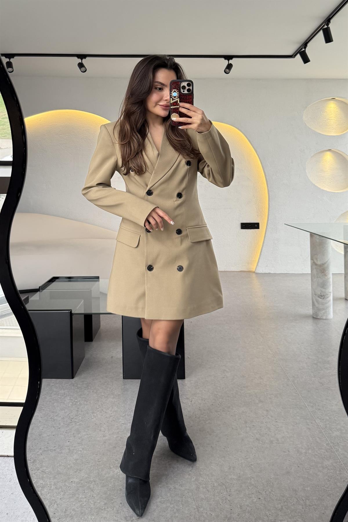 Misha Camel Düğme Detaylı Blazer Elbise 