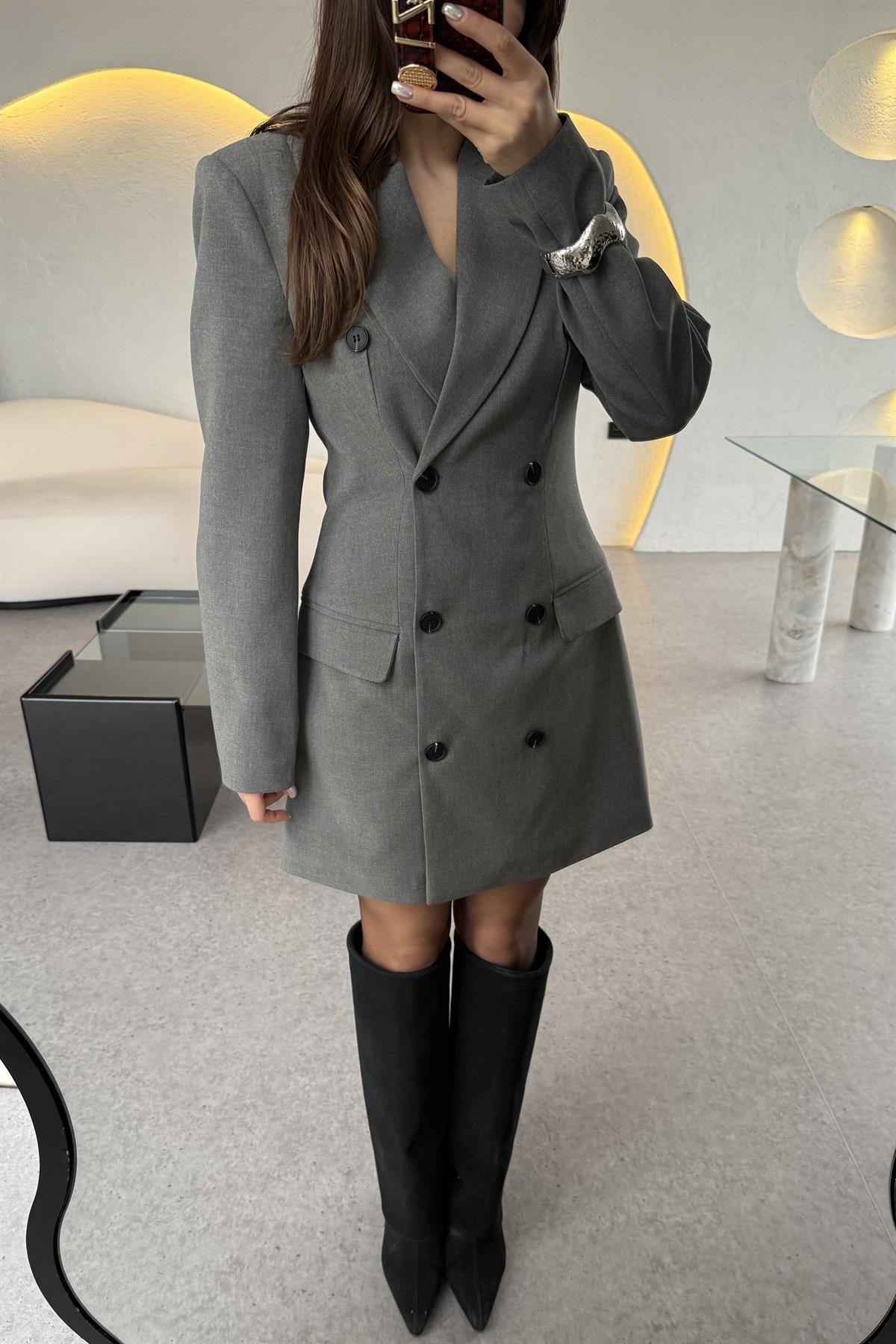 Misha Gri Düğme Detaylı Blazer Elbise 