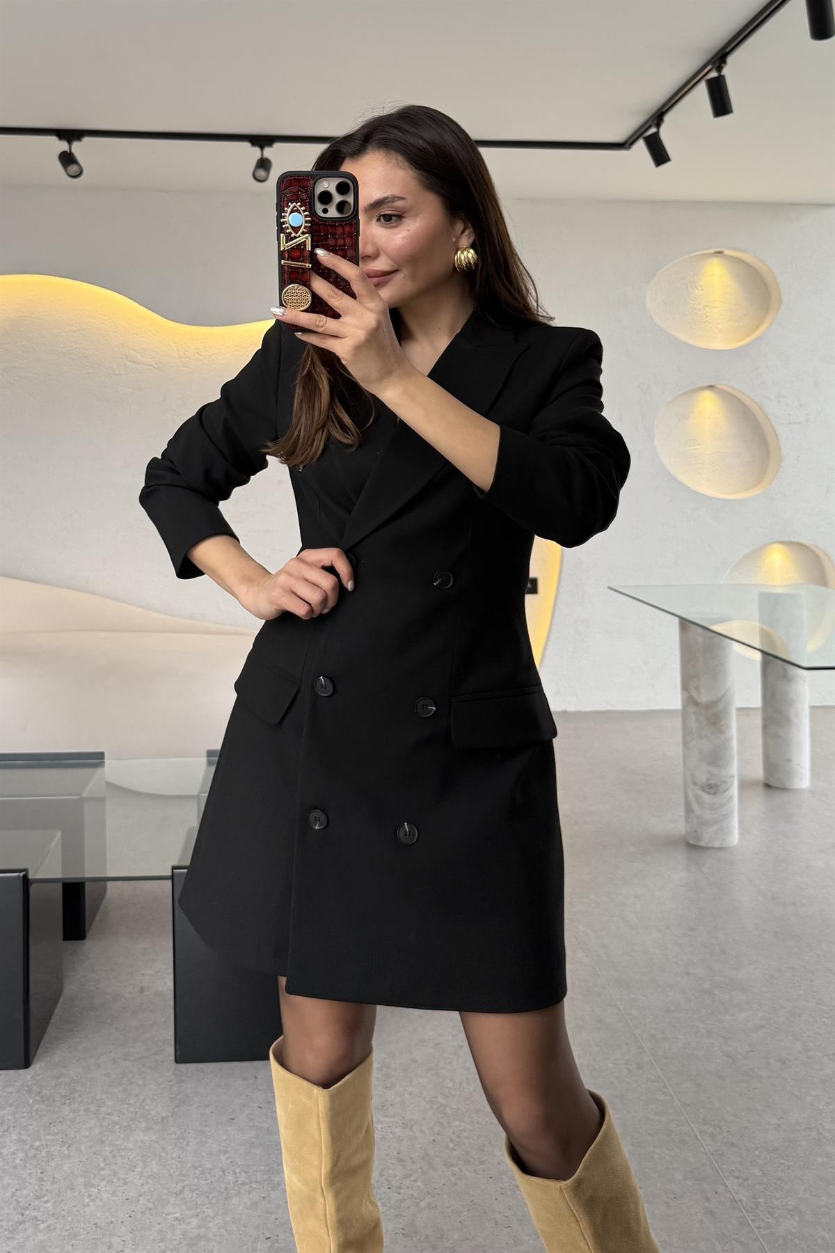 Misha Siyah Düğme Detaylı Blazer Elbise 