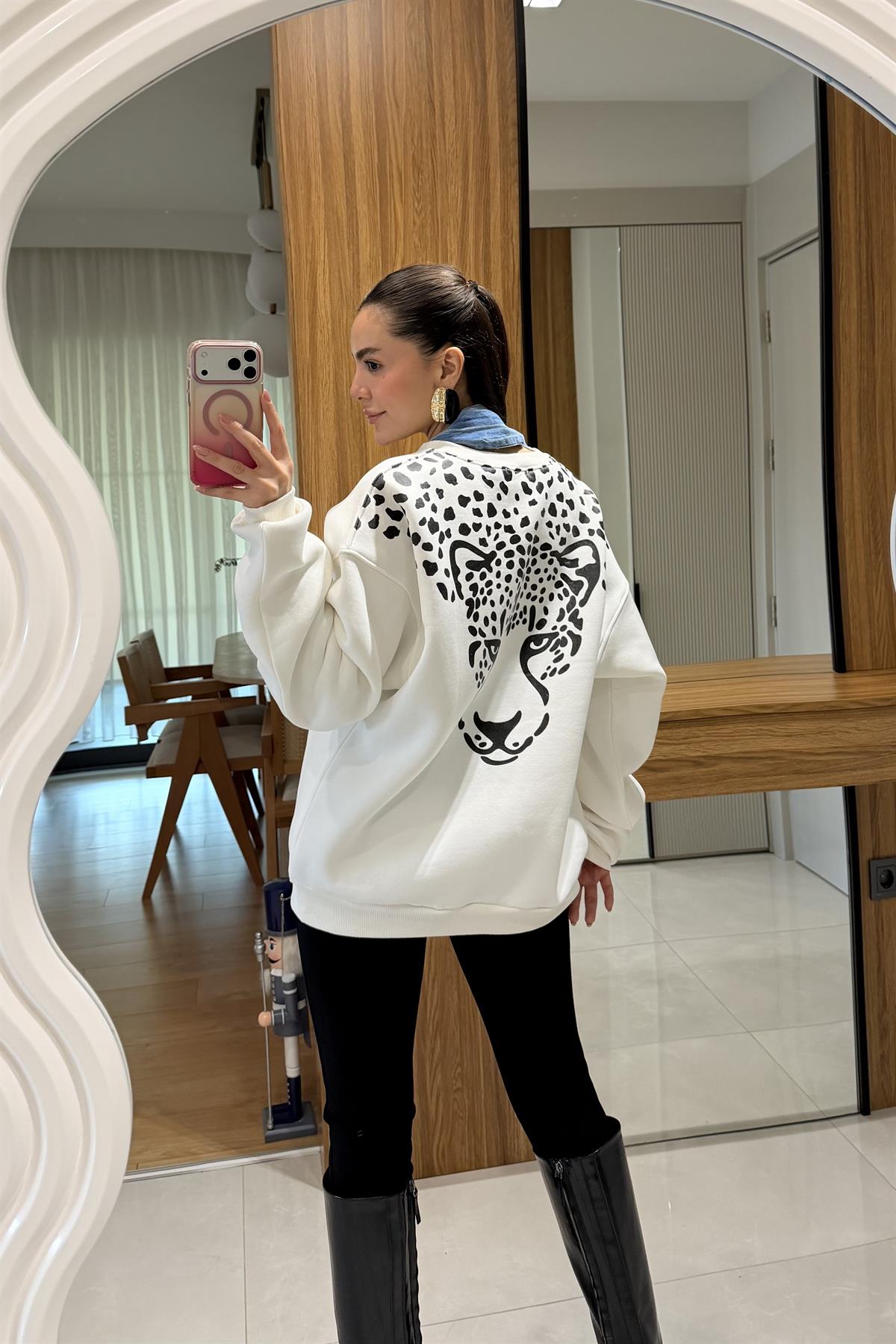 Monex Beyaz Şardonlu Sırt Desenli Sweat