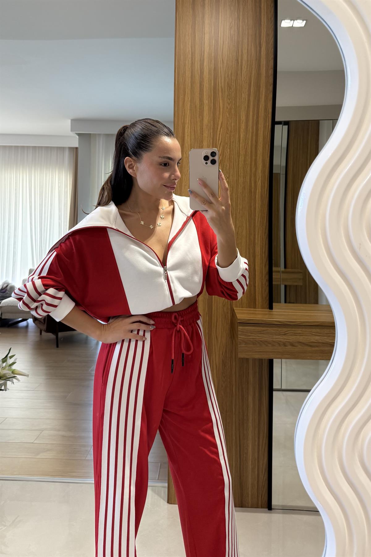 Mongre Kırmızı Şerit Detaylı Eşofman Takımı