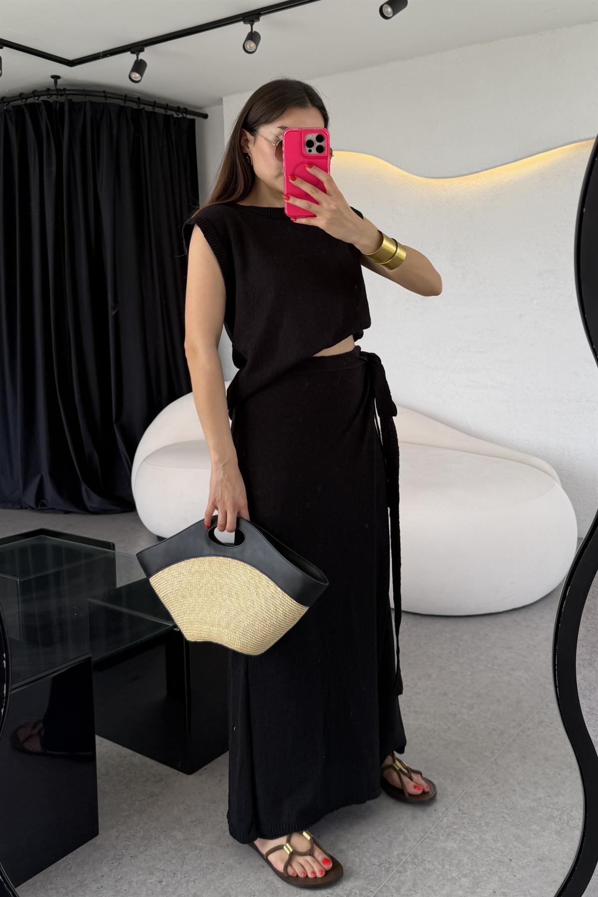 Moody Siyah Triko Bluz - Etek Pantolon Takım