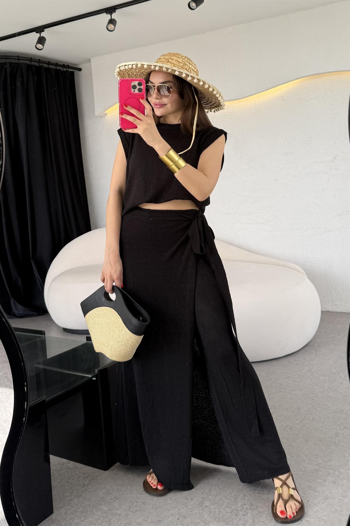 Moody Siyah Triko Bluz - Etek Pantolon Takım