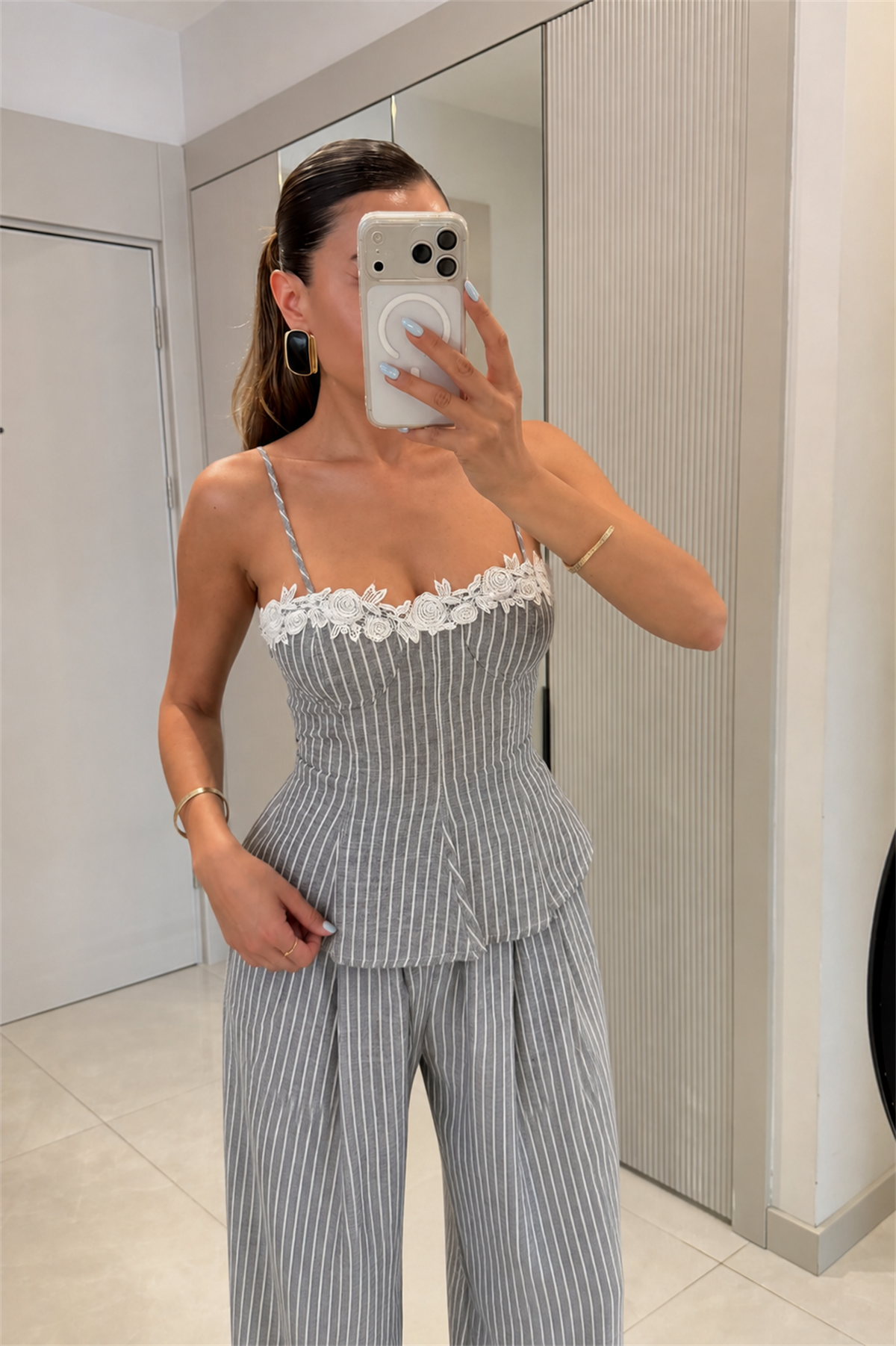 Moore Gri Çizgili Bluz Pantolon Takım