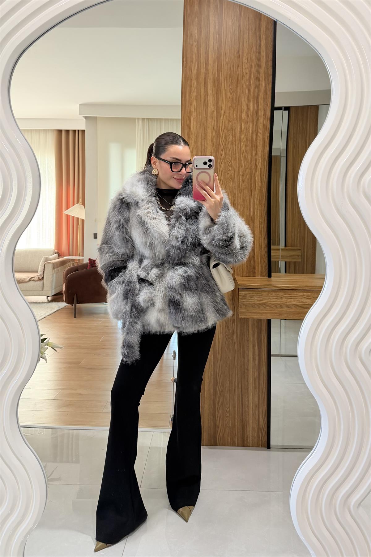 München Siyah Detaylı Bağlamalı Premium Kürk