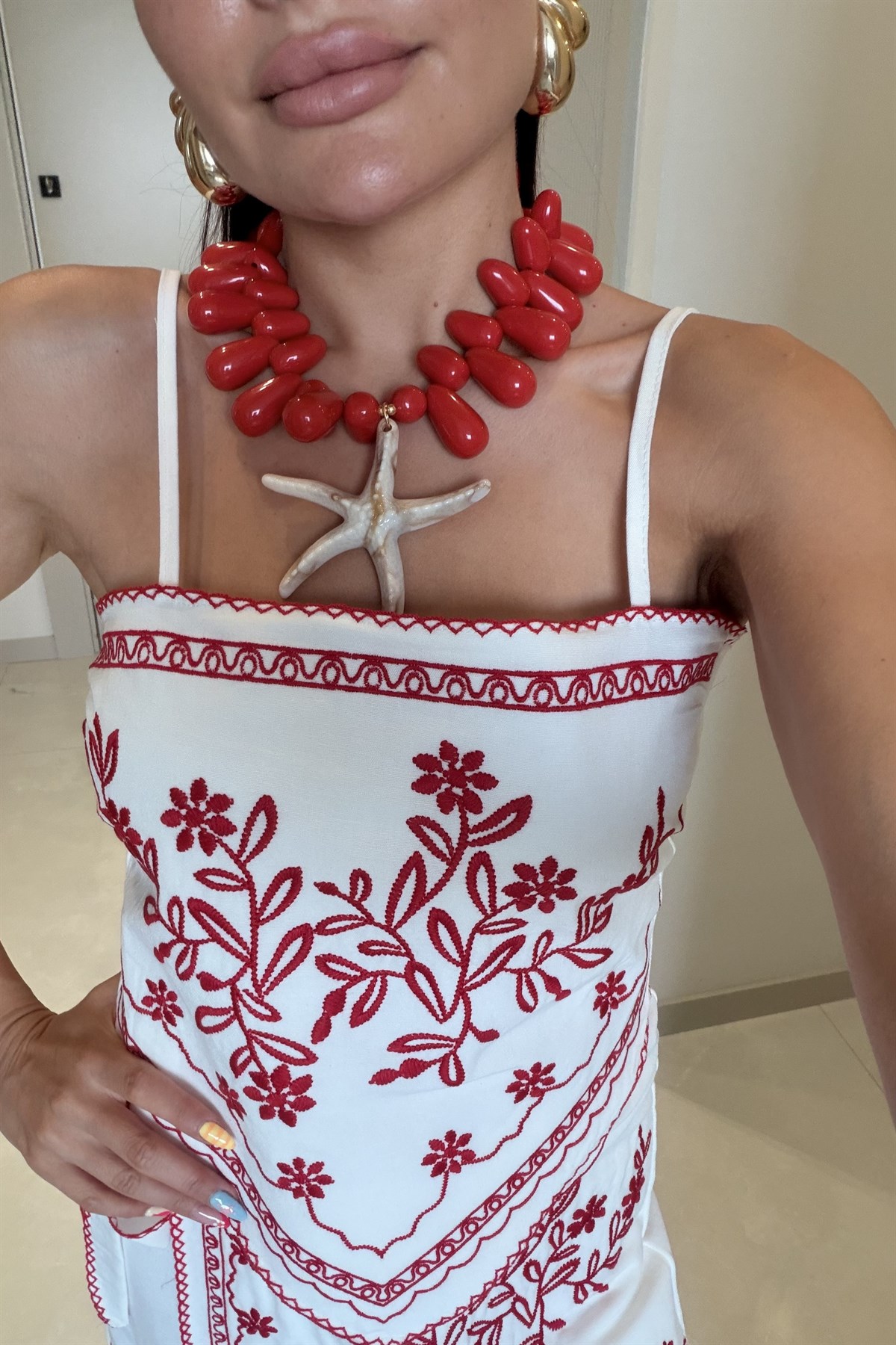 Mykonos Kırmızı Nakışlı Şot Etek Crop Takım