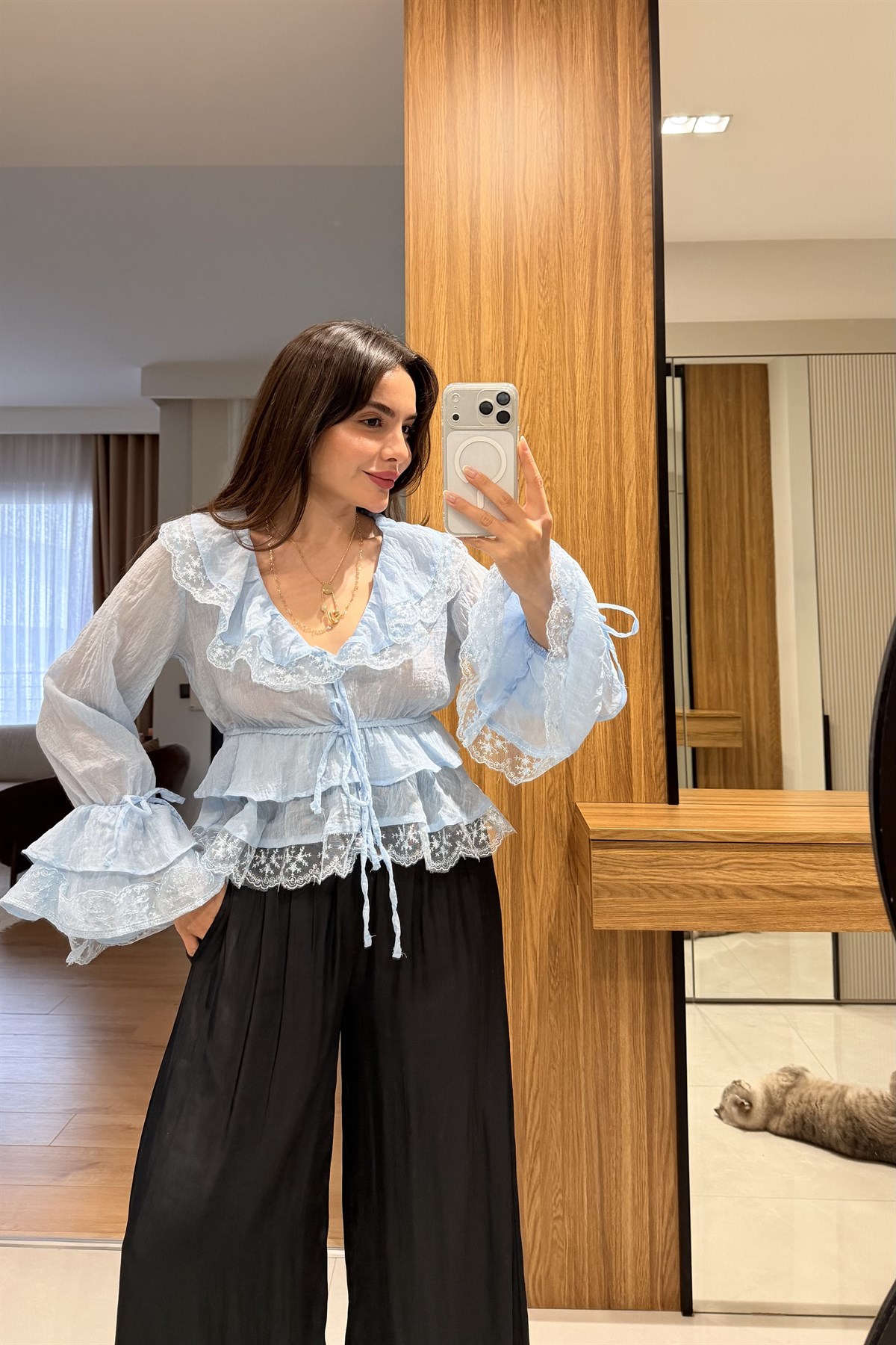 Myla Bebe Mavi Dantel Detaylı Volanlı Bluz