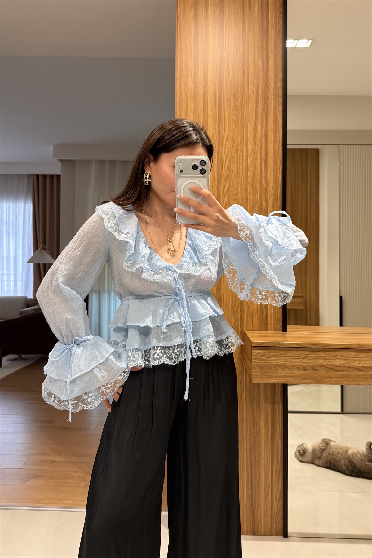 Myla Bebe Mavi Dantel Detaylı Volanlı Bluz