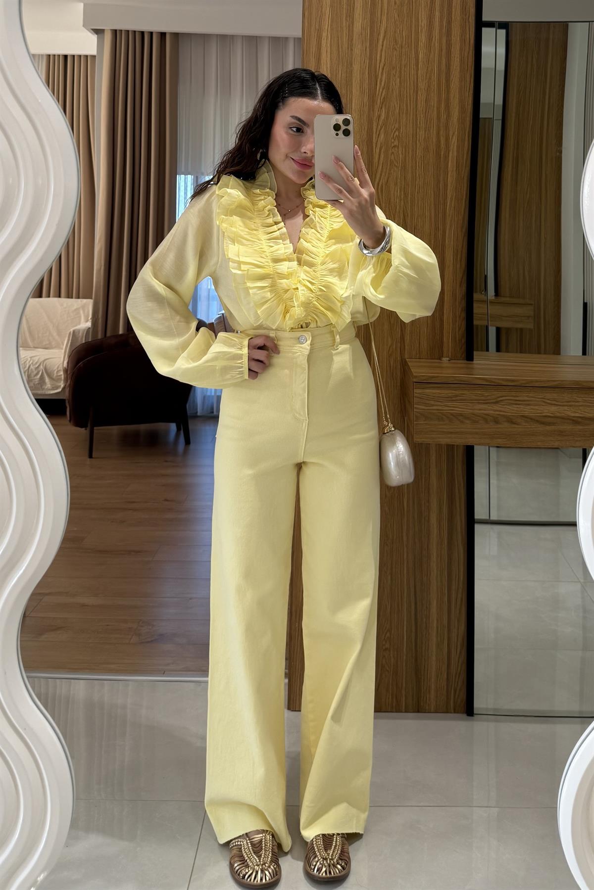 Myora Sarı Yüksek Bel Kesikli Jean