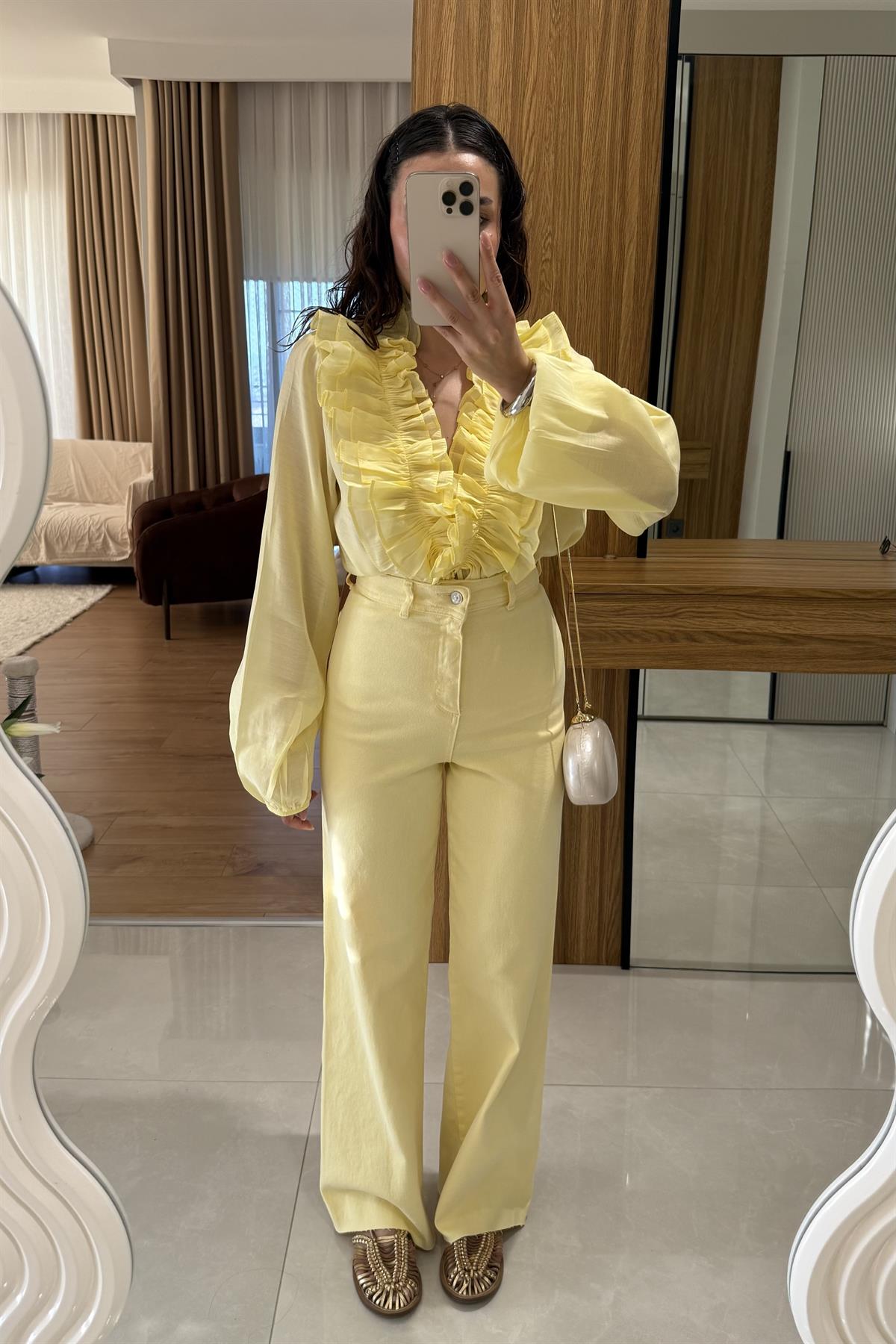 Myora Sarı Yüksek Bel Kesikli Jean