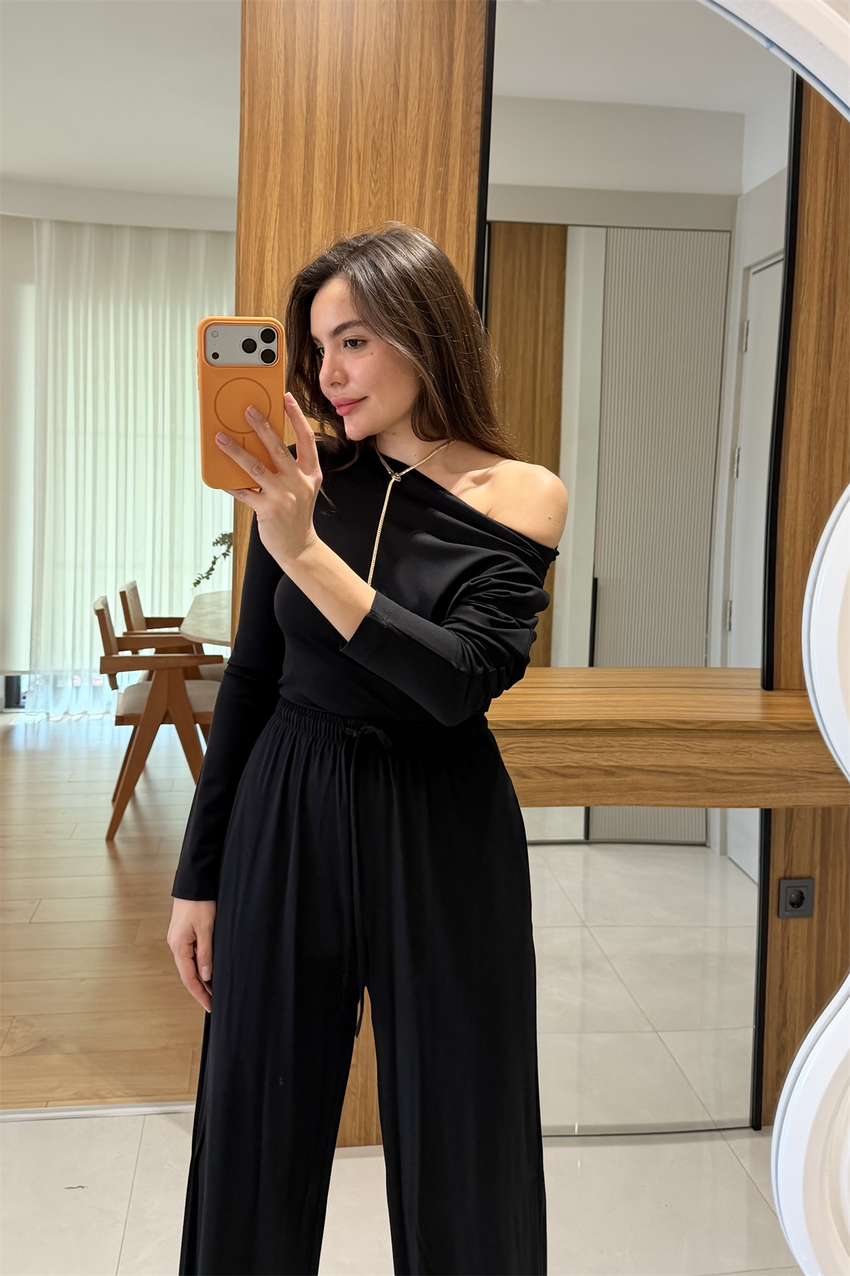 Myra Siyah Düşük Omuz Modal Takım