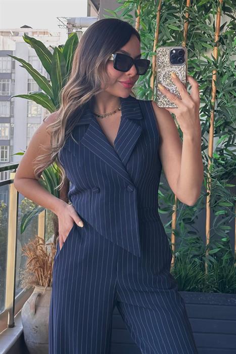 Nastasya Lacivert Çizgili Tulum