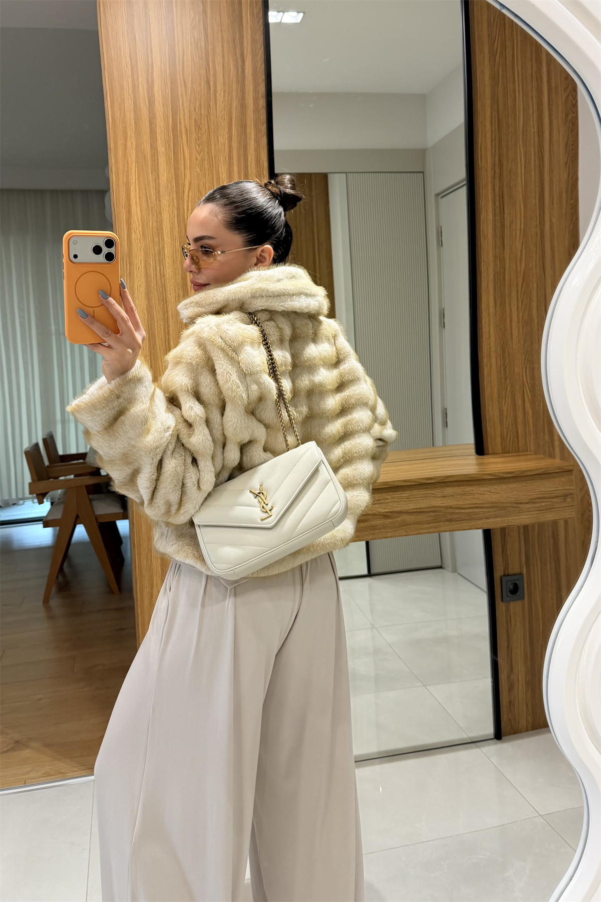 Natalie Krem Fermuarlı Kürk