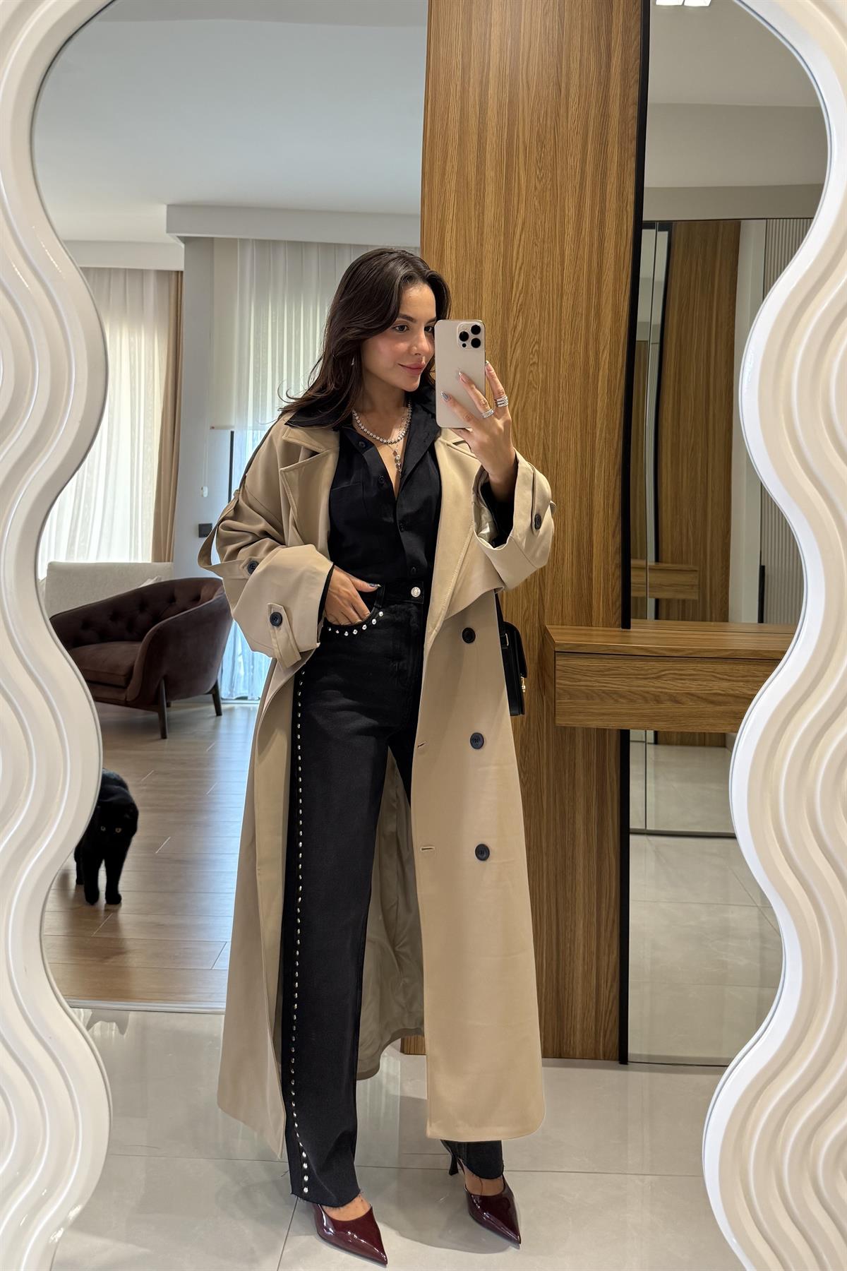 Nien Camel Poliviskon Trenç 