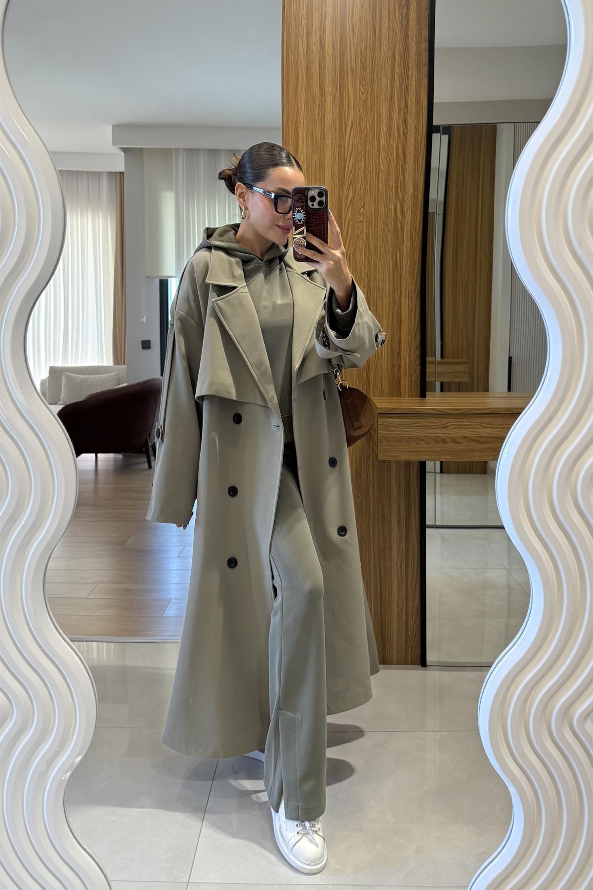 Nien Haki Poliviskon Trenç 