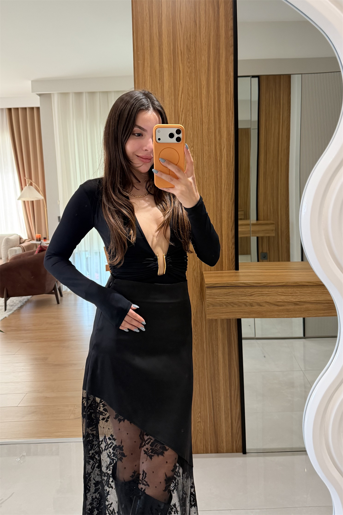 Noelle Siyah Dantel Detay Saten Etek