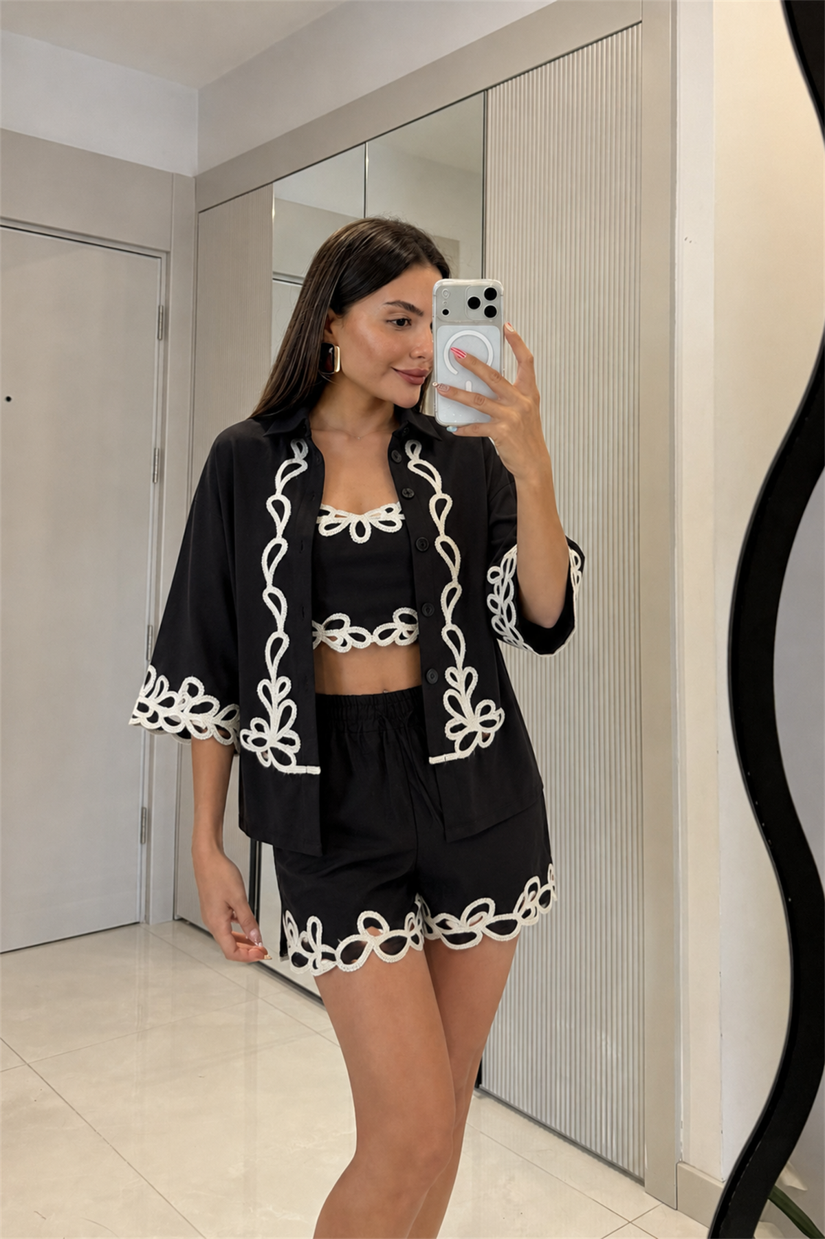 Norelle Nakış Detaylı Üçlü Şort Takım