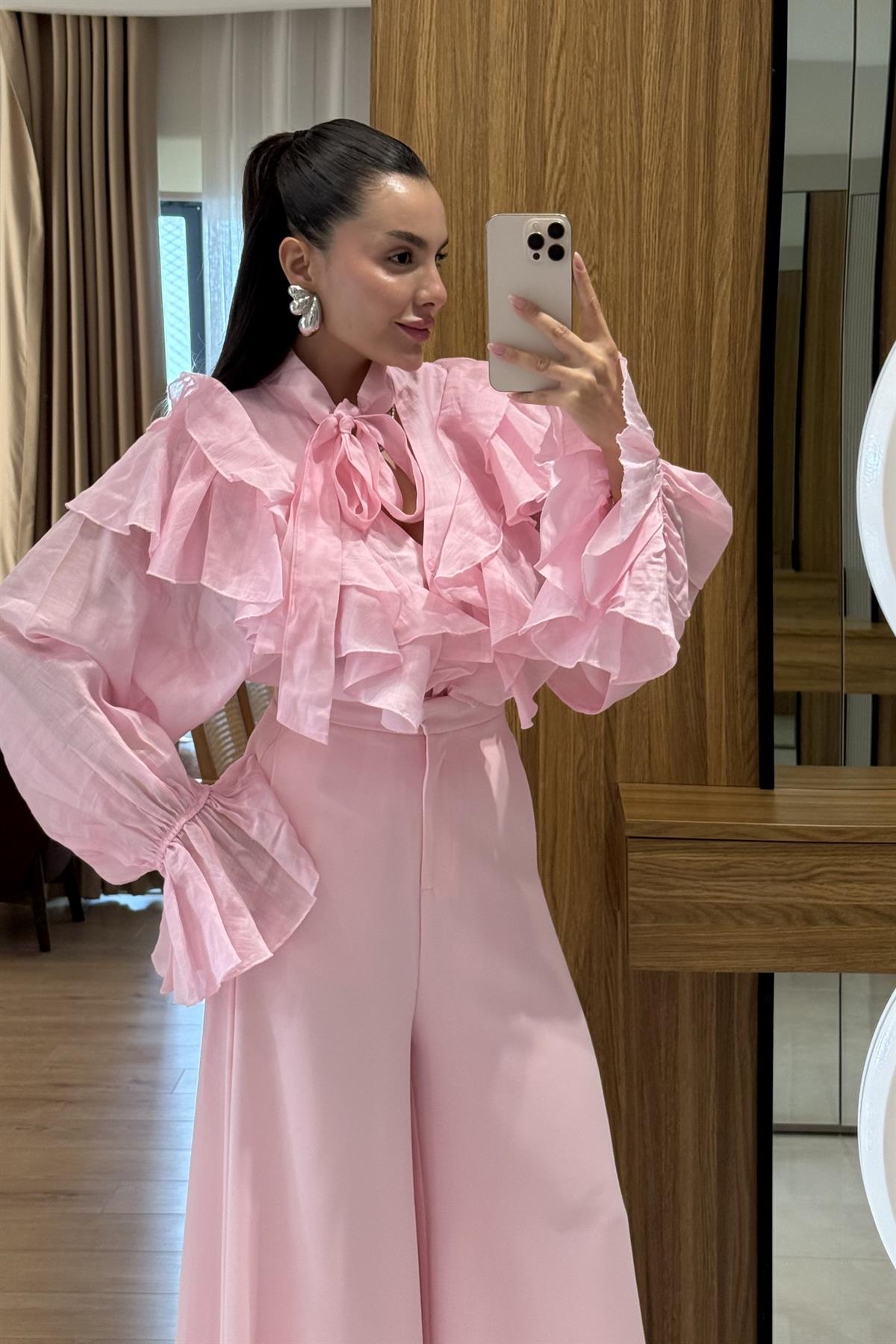 Nuvira Pembe Tasarım Tensel Gömlek