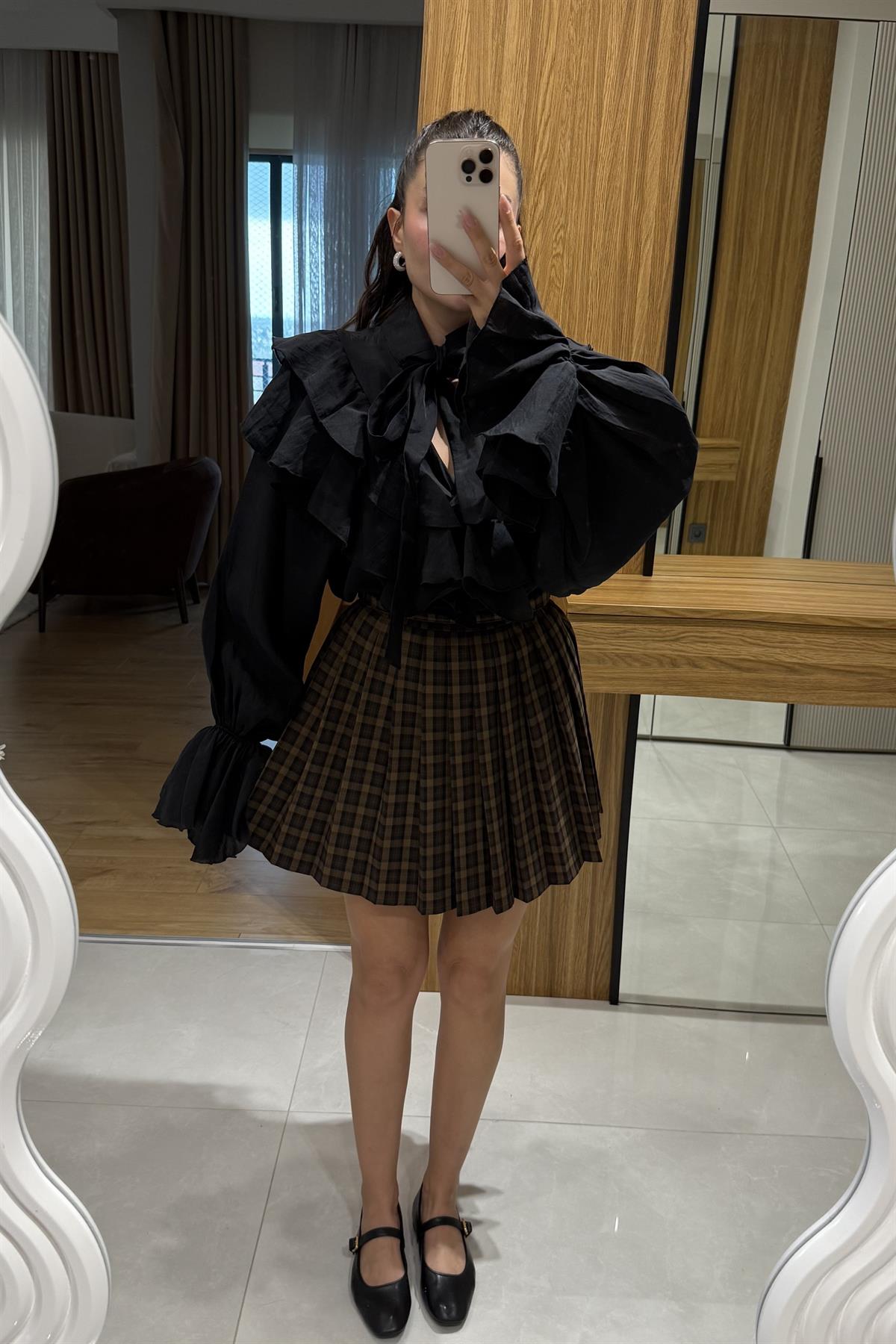 Nuvira Siyah Tasarım Tensel Gömlek