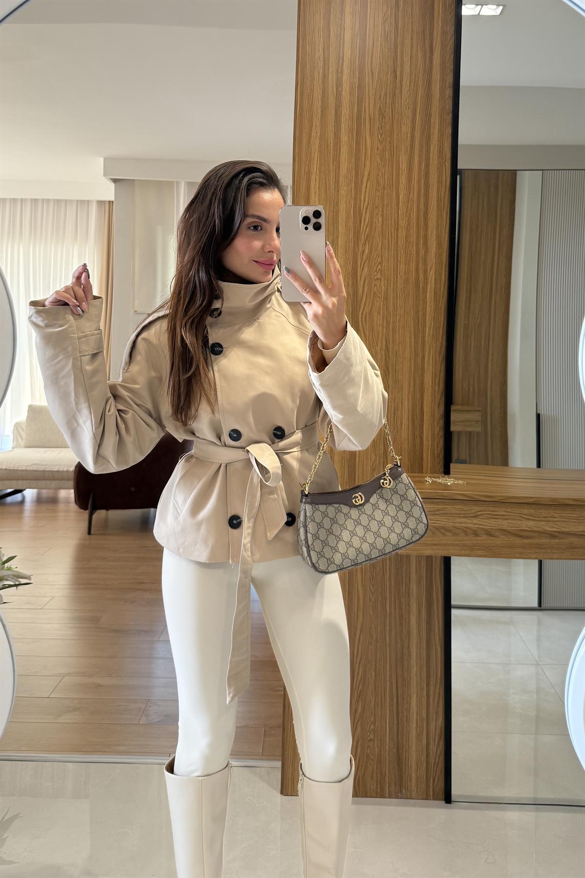 Obrovac Bej Dik Yaka Trenç