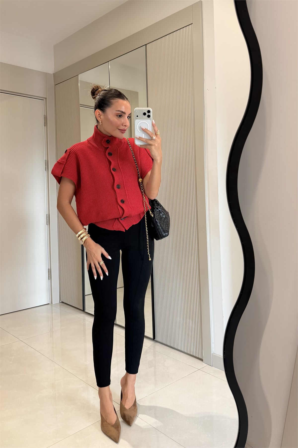 Octavia Kırmızı Dik Yaka Omuz Detaylı Triko Yelek