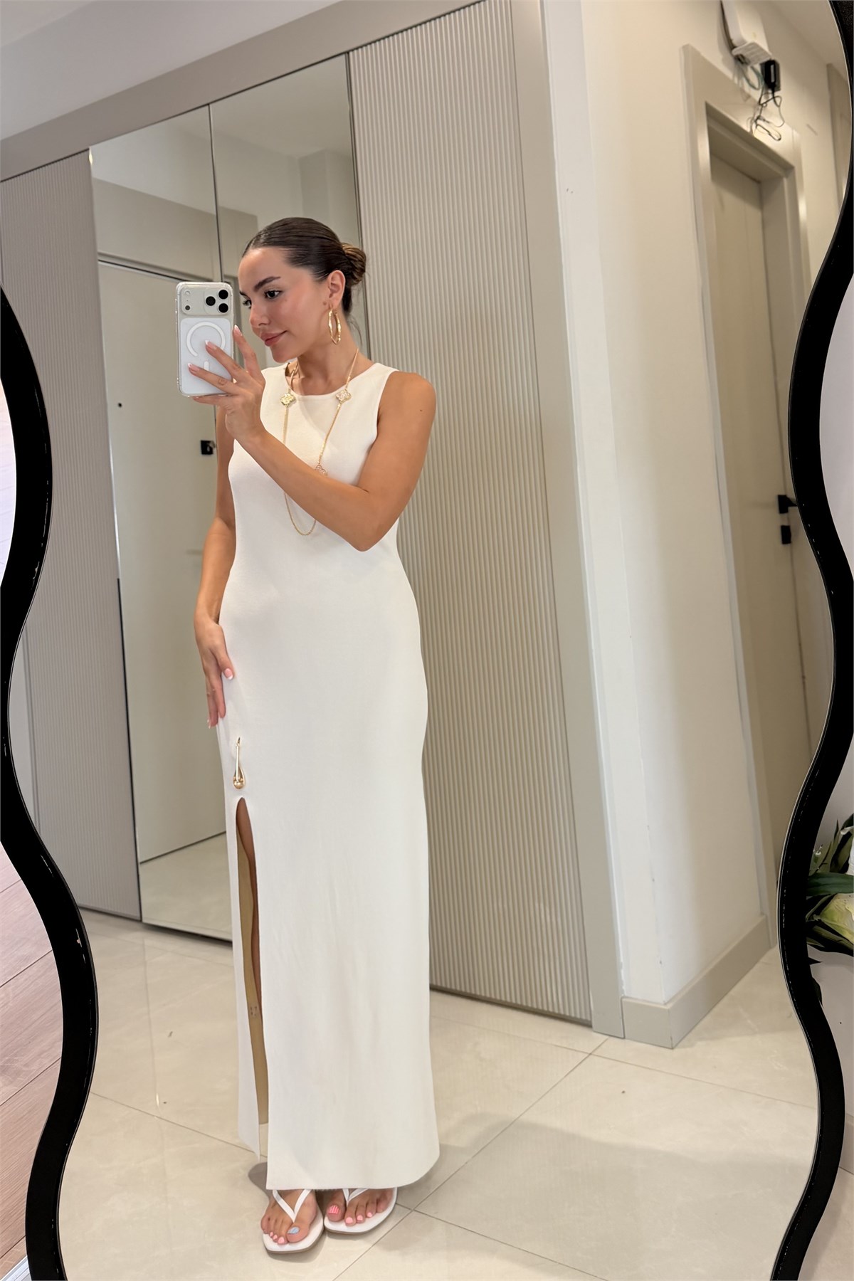 Ondine Krem Yırtmaçlı Dilvin Elbise