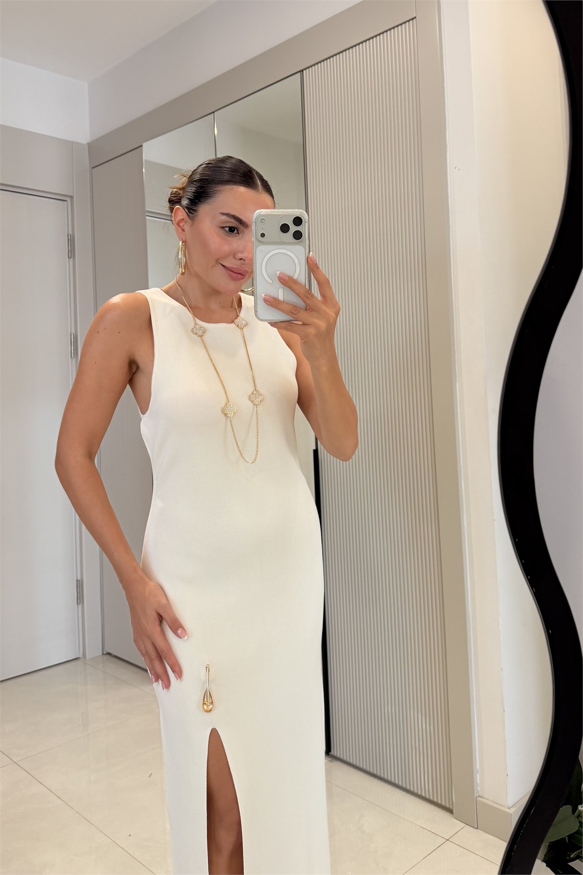 Ondine Krem Yırtmaçlı Dilvin Elbise