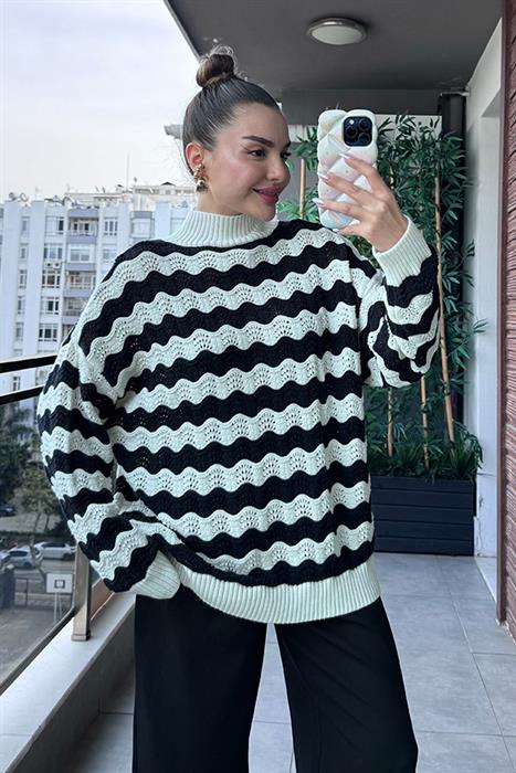 One Zikzaklı Örme Kazak