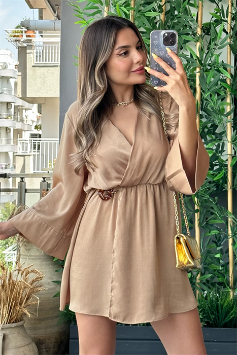 Önü kruvaze bronz renk şort tulum