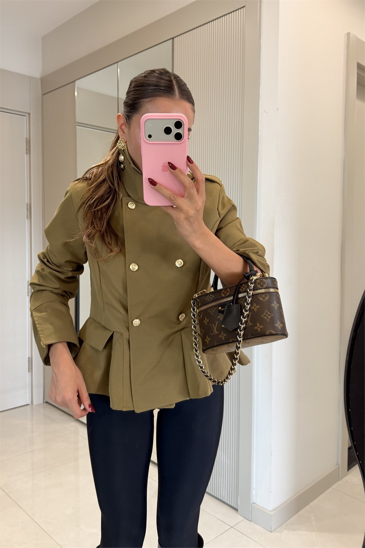 Ophelia Haki Gold Düğmeli Peplum Blazer Ceket
