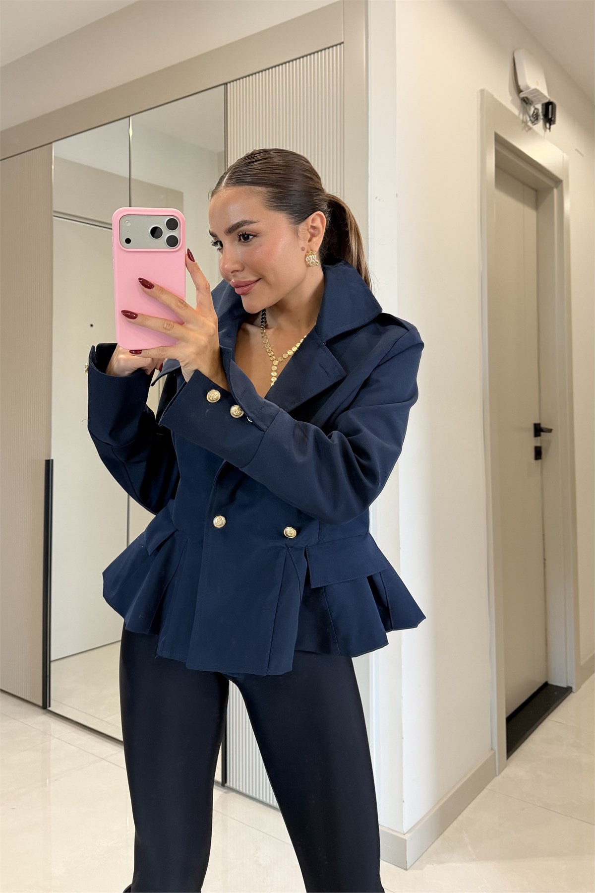 Ophelia Lacivert Gold Düğmeli Peplum Blazer Ceket