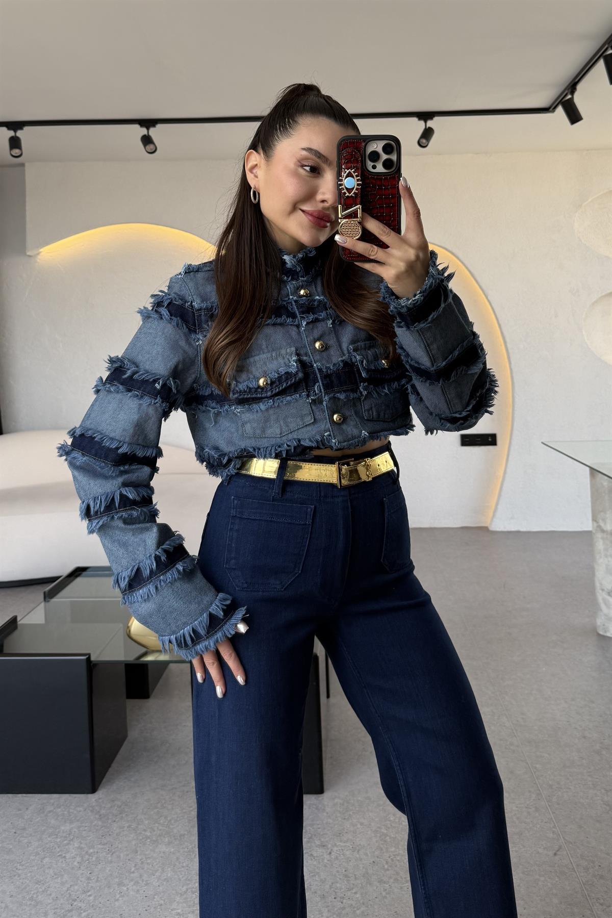 Ophelia Patch Detaylı Tasarım Kot Ceket 