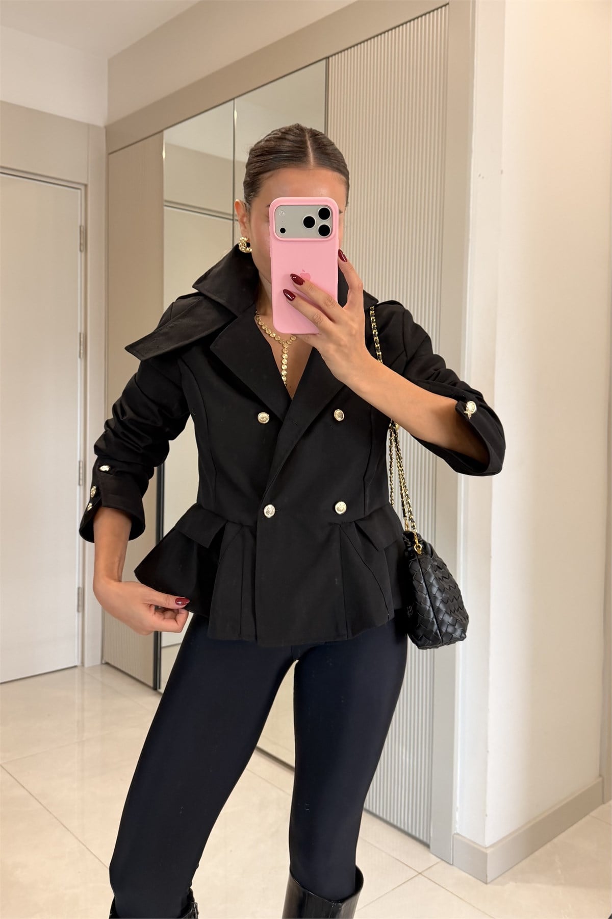 Ophelia Siyah Gold Düğmeli Peplum Blazer Ceket