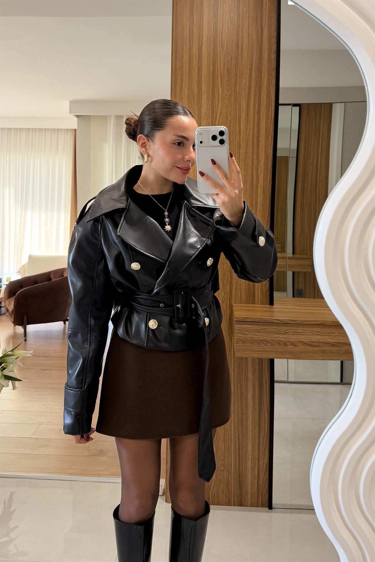 Orienne Siyah Gold Düğmeli Deri Ceket